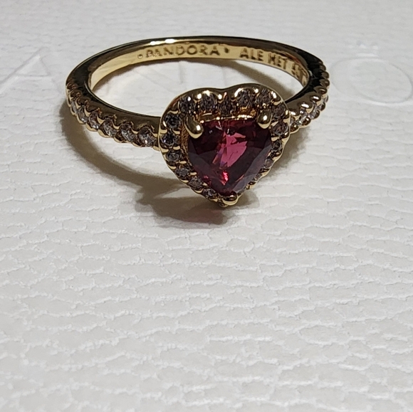 Pandora Elevated Heart Ring 14k gold plating - Picture 7 of 10